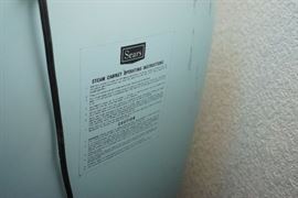 Personal steam cabinet