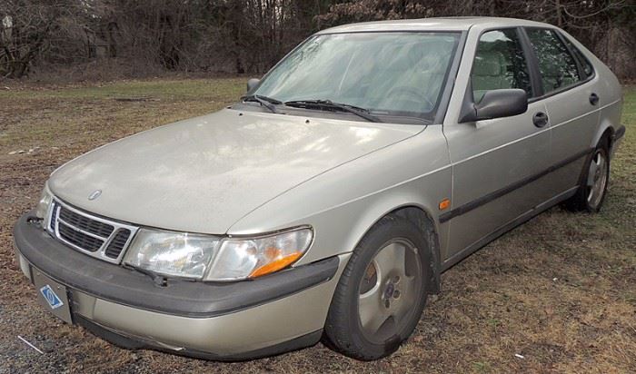 8PM: ESTATE AUTO | 1997 Saab 900SE Sedan
2.0 Turbo; 89,247 Miles; Gold Exterior with Beige-Leather Interior; Automatic Transmission; Remote Keyless Entry Fob; Power Windows, Locks, Mirrors; Power and Heated Front Seats; Power Moonroof; AM/FM Stereo with Cassette; VIN: YS3DF58N8V2017405