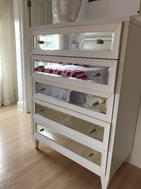 White and Mirrored Chest Gallerie Z 40W X 55H