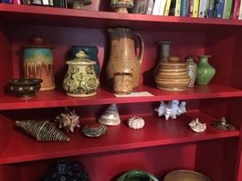 All Bulldog Pottery on top shelf.