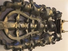 Eisenberg Original fur clip signature