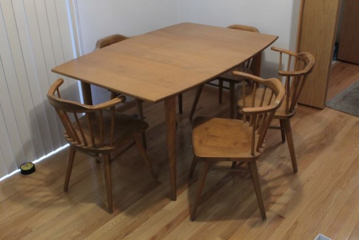 Conant Ball Dining Set