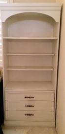  White bookshelf with drawers