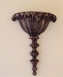 Wall sconce