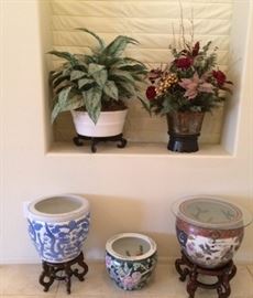  Decorative Pots