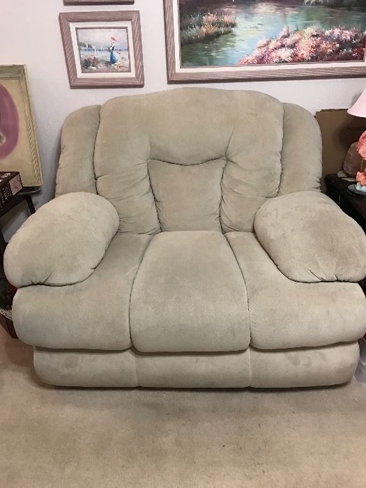  Suede recliner chair 