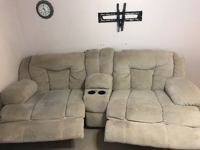  Suede recliner couch