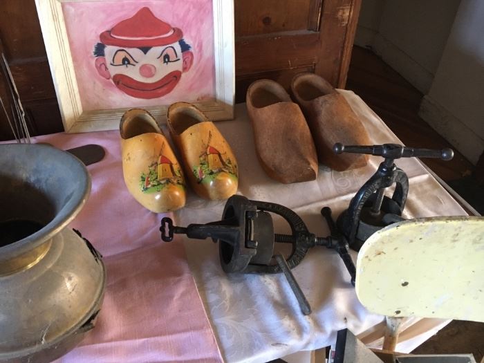 clogs and cast iron juicers