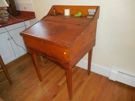 Early Desk