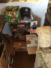 kitchen, books, yankees