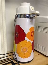 Darling vintage and like new coffee pump.  Fun for hot chocolate at your next tailgate party.