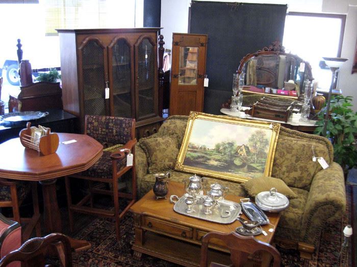 MultiEstate Auction Furniture, Antiques,... starts on 1/22/2017