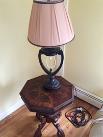 Side Table - Lamp