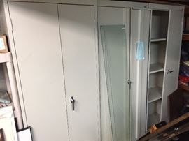 Storage Cabinets - Metal