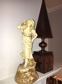 ... and matching Marwal happy lady