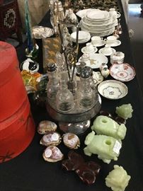 more smalls..........pair of foo dogs.......