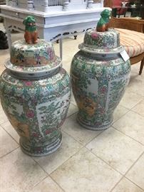 Large pair of Rose Medallion covered urns