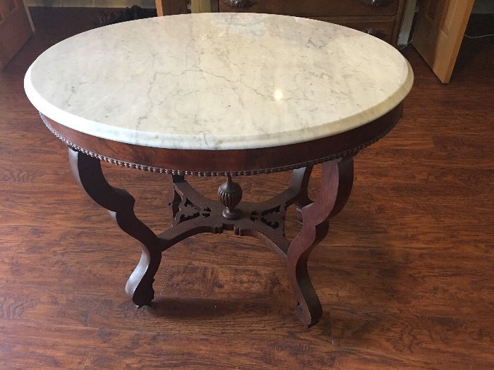 Beautiful Mahogany Marble Top Table 35" Wide