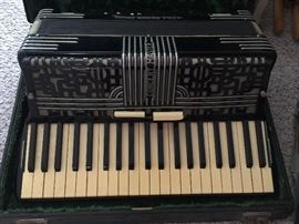Vintage Italo American Accordion, Chicago