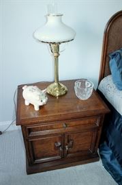 Drexel full / queen bed with mattress / boxsprings, 2 nightstands, dresser with mirrors, and chest