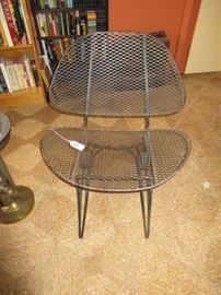 Eames mesh bouncer chair