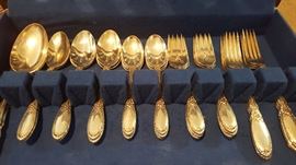 Towle "Old Mirror" perfect for monograming. 32 pieces
Sterling Silver