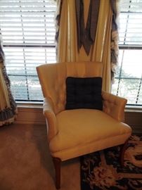Elegant white side chair