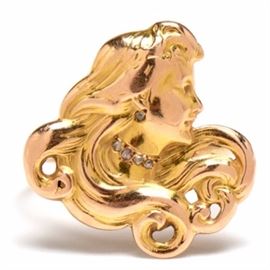 Vintage Art Nouveau 18K Yellow Gold Diamond Openwork Ring: A vintage Art Nouveau 18K yellow gold diamond openwork ring.