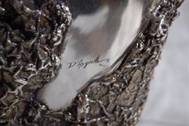 Sima Abraham initiated her career as a designer and decorator with D’Argenta since its creation in 1980.