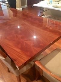 Maurice Villency dining table with 2 leaves & 6 chairs 