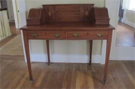 English Hepplewhite Style Mahogany Writing Desk