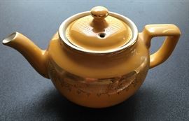 HALL 6-cup Tea Pot
