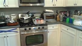 Looking for kitchen items? We probroably have it!!