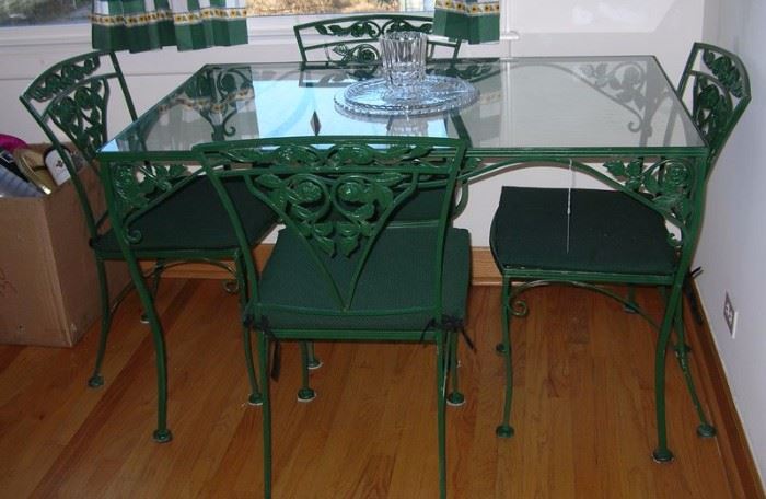 Cast iron table with 4 chairs