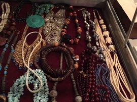 Costume Jewelry - Necklaces