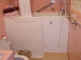 step in tub, all attachments