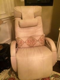 Another Sanyo chair