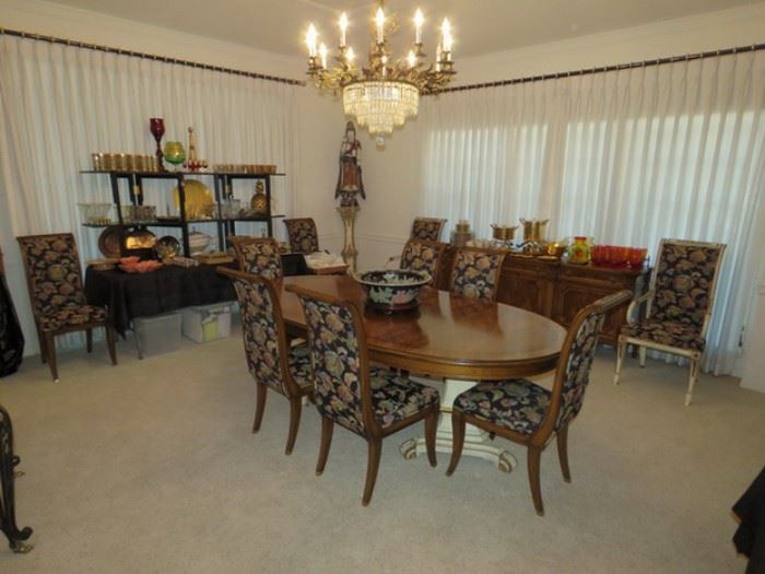 Venetian Style Walnut Dining Table by KARGES Furniture.  Double Ivory Pedestal w/ 3 leafs.  Karges furniture is all made by Hand.  One of the finest quality furniture made.  Google Karges furniture if you are not familiar.  