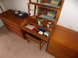 teak dressers