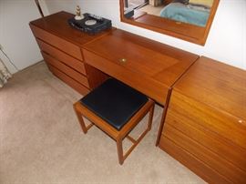 teak dressers