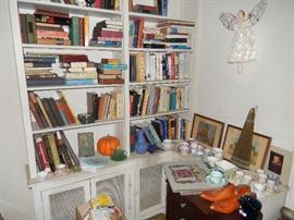 2000+ book collection . All $3 and under