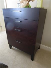 CRATE AND BARREL BEDROOM SET