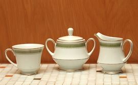 Noritake 'Tisdale' 36 pieces - 255.00