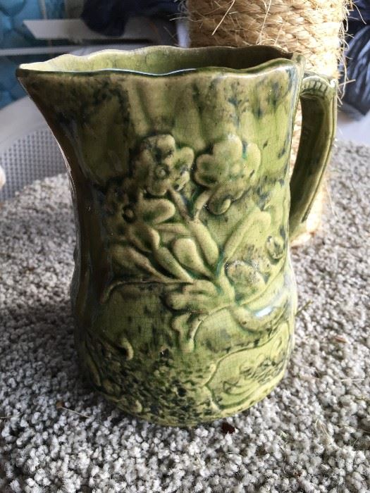 I think this is Majolica....