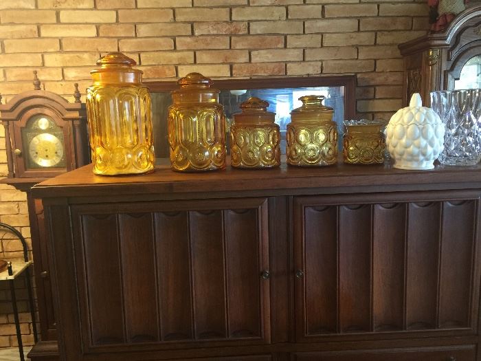Amber glass canister set