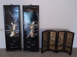 MMD002 Two Oriental Panels and Oriental Screen
