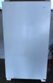 MMD017 Kenmore 12 Cu. Ft. Upright Freezer

