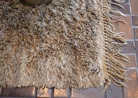 BUY IT NOW!  Lot #104, Large Shag Area Rug, $400