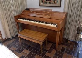 BUY IT NOW!  Lot #106, Vintage Baldwin Upright Piano, $300
