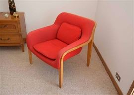 BUY IT NOW!  Lot #121, Bill Stephens for Knoll Lounge Chair, $500